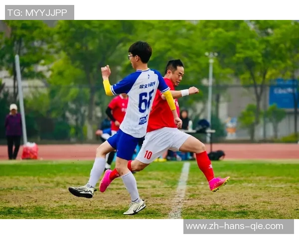 花样足球视频带你领略精彩瞬间与技巧展示的完美结合